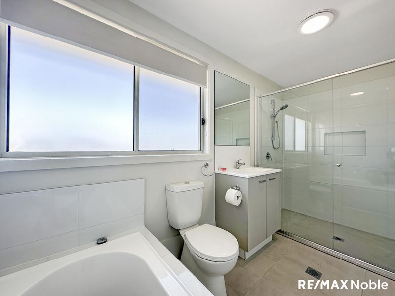 56 Lippizan Road, Austral