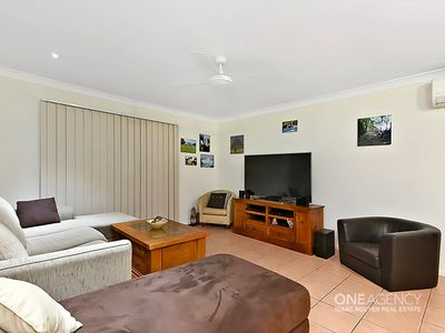20 Glasshouse Cr, Forest Lake
