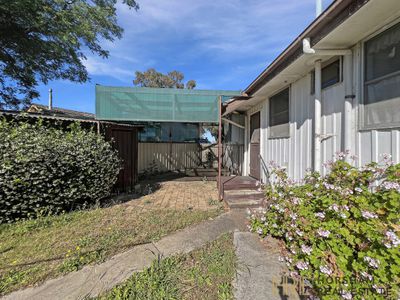 4 Bleakley Street, Horsham