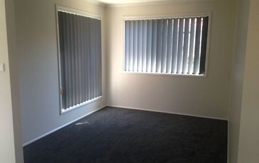 16 Retreat Circuit, Beaconsfield