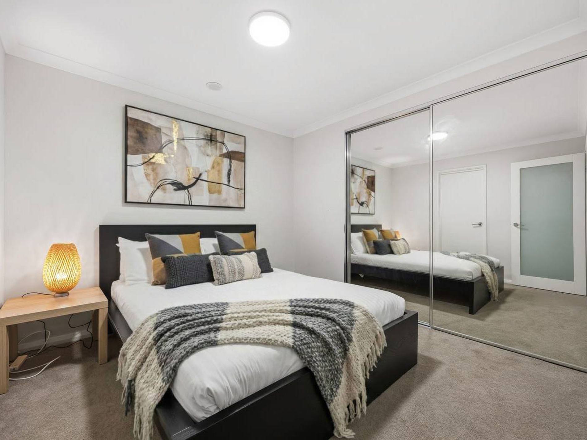 17 / 18 Westralia Gardens, Rockingham