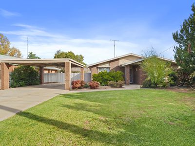 70 Wells Street, Finley