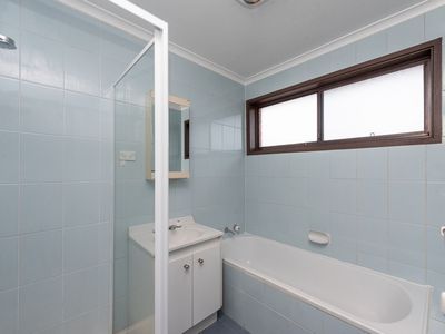 1 / 17 Atkinson Street, Queanbeyan East