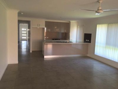 6 Firestone Avenue, Pimpama