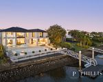 1673 Riverdale Drive , Hope Island