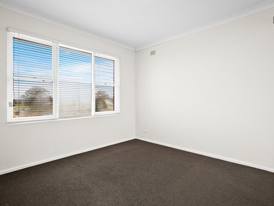 4 / 5 First Avenue, Warrawong