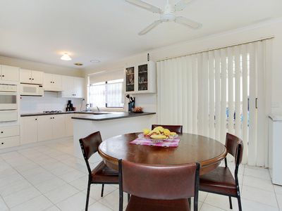 4 Highton Close, Hampton Park