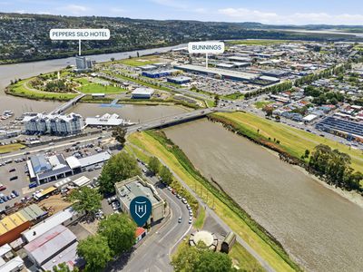 Rear Office / 89 Esplanade, Launceston