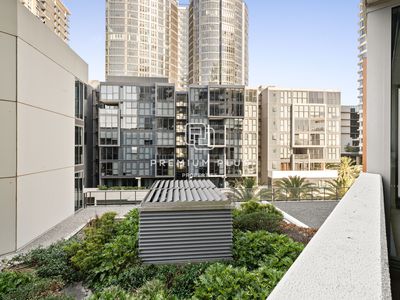 C713 / 18 Footbridge Boulevard, Wentworth Point