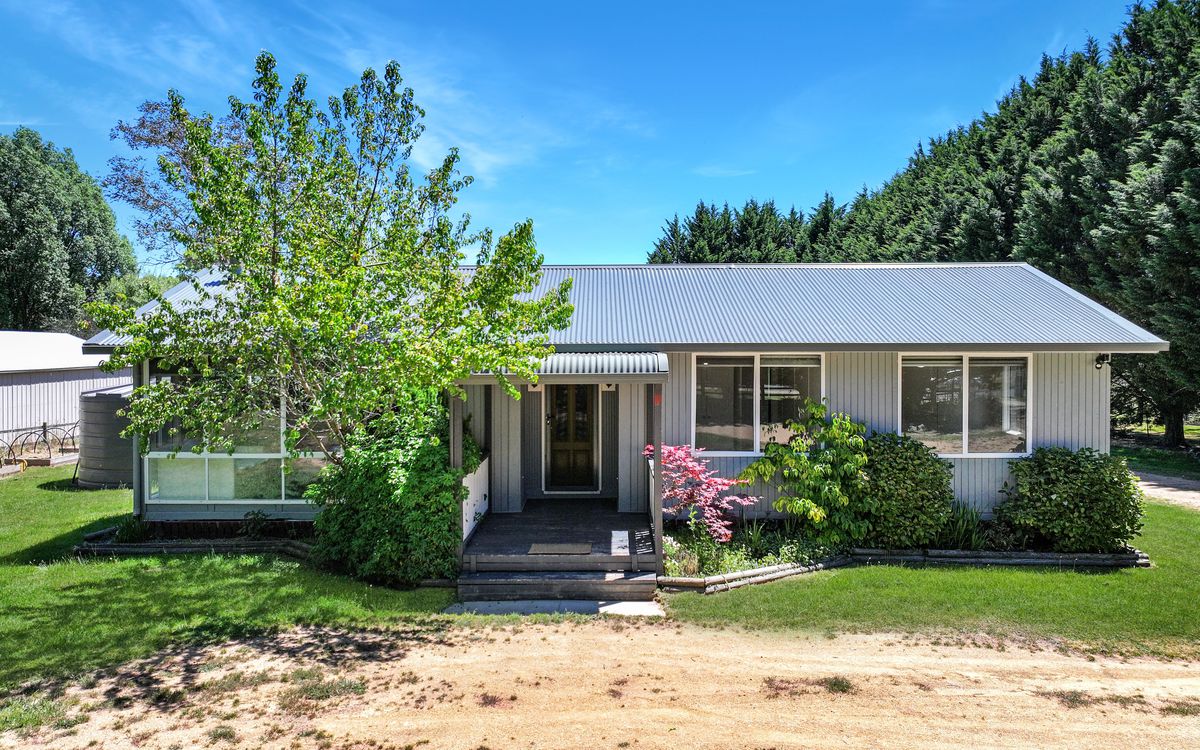 8 Seymour Street, Majors Creek