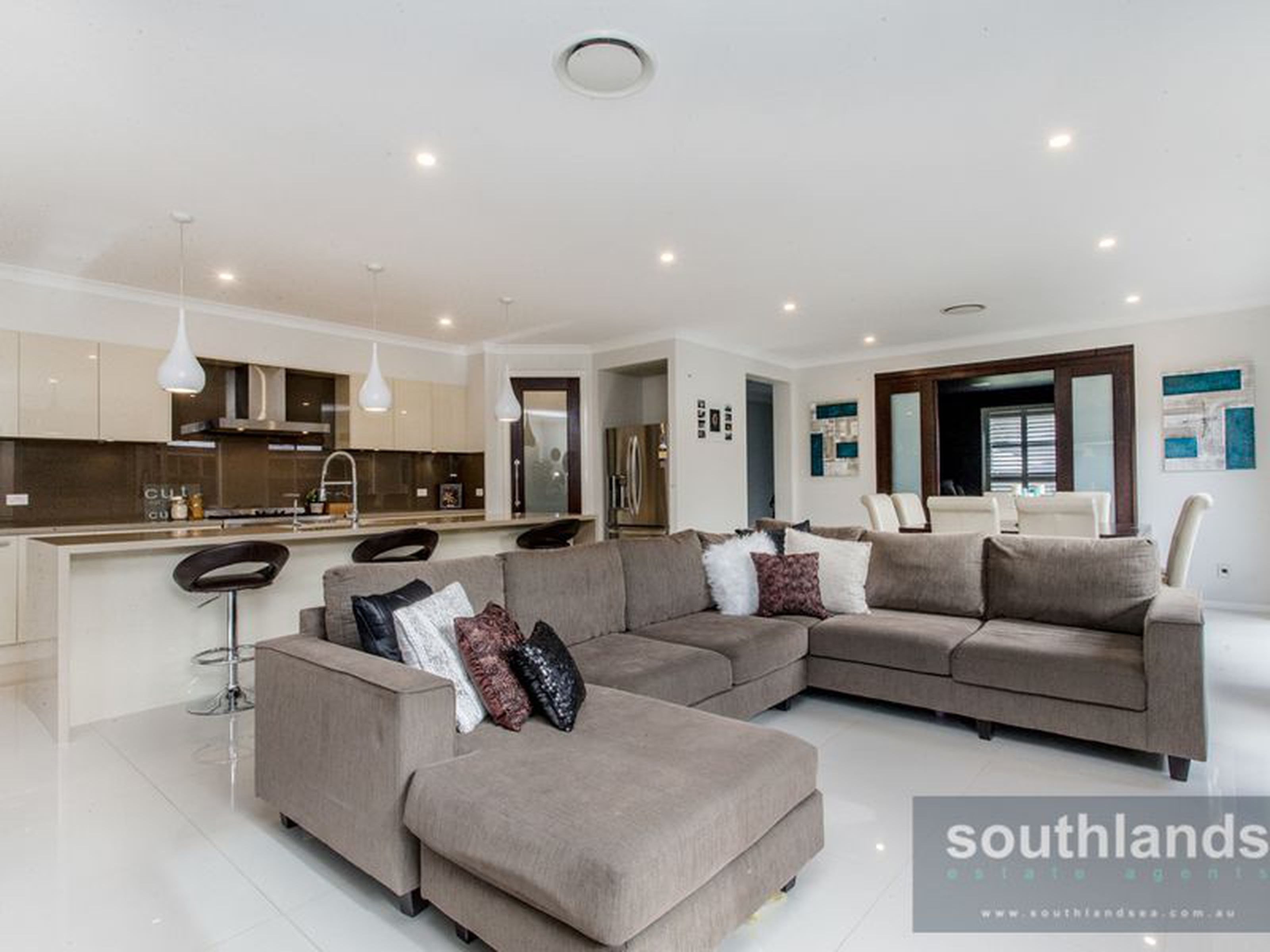 14 Watercress Street, CLAREMONT MEADOWS