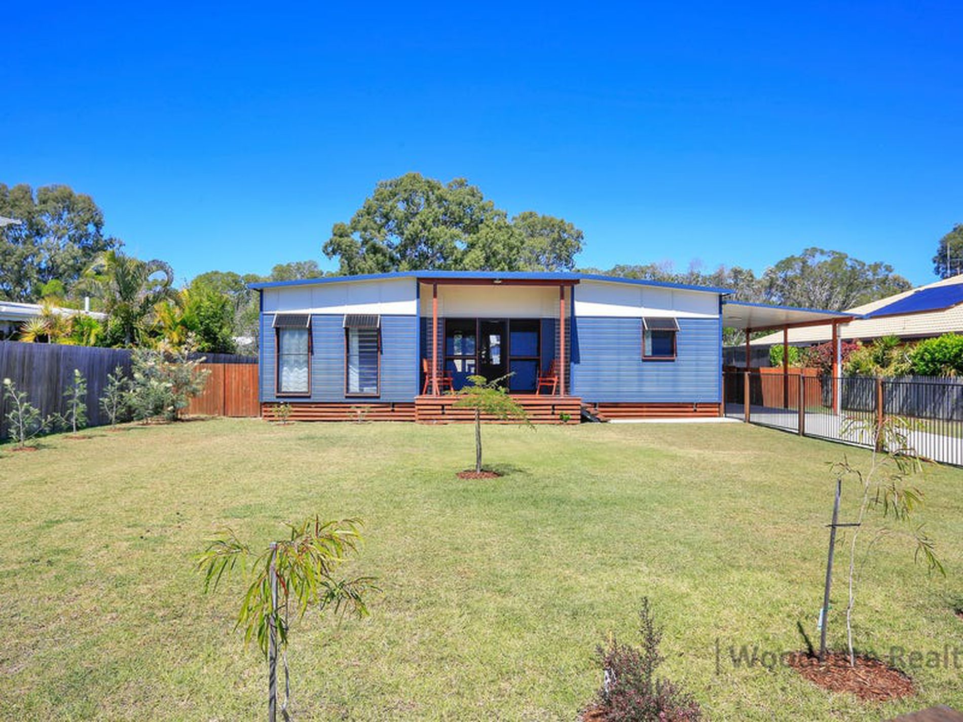 33 Mackerel St, Woodgate