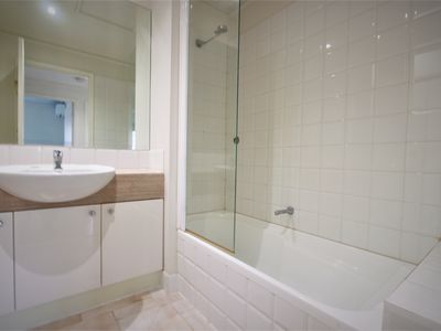 306 / 323 Dandenong Road, Prahran