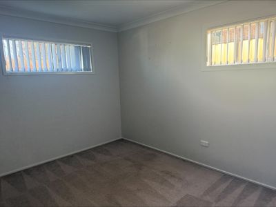 31 Barton Street, Parkes