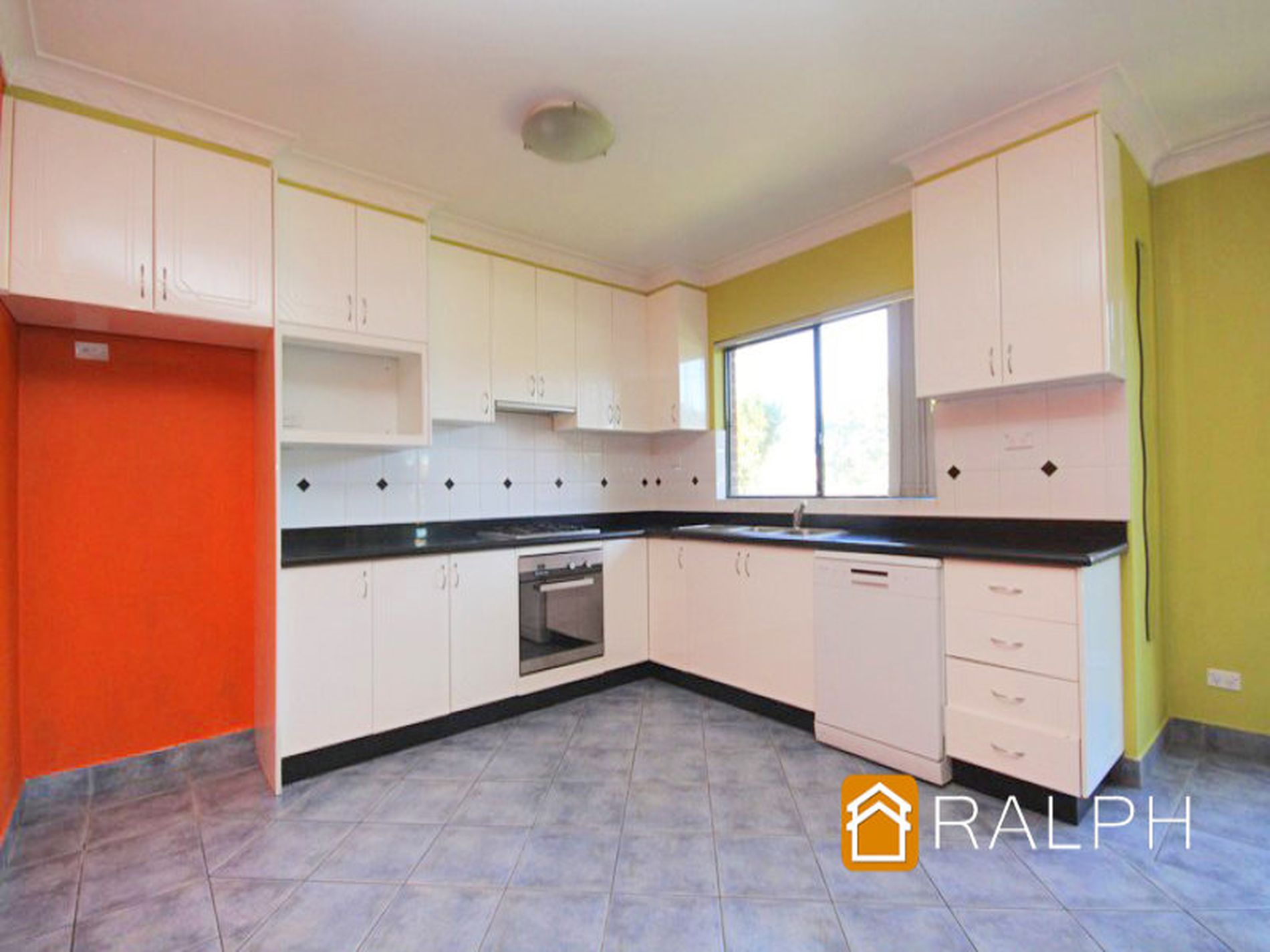 1 / 42 Flora Street, Roselands