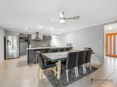 81 Panitz Drive, Jimboomba