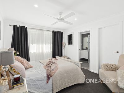 8 Pasture Way, Calderwood