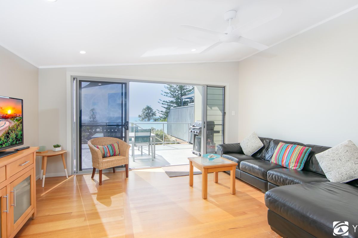 1 / 6 Bay Street, Angourie