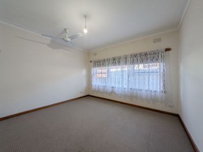 6 Canonsgate Avenue, Kerang