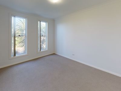 22 Dalbeattie Crescent, Dubbo