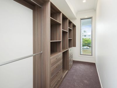 1 / 19 Oleander Avenue, Biggera Waters