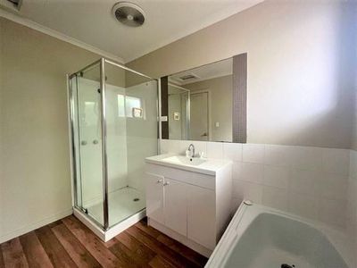 2 / 58 Candover Street, Geelong West