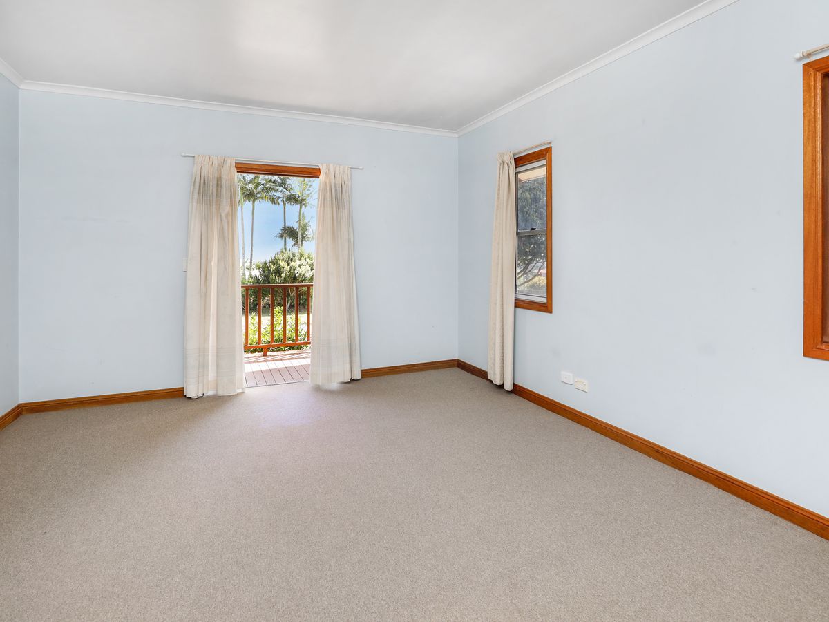 1 Antonia Close, Atherton