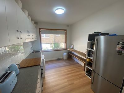 2 / 12 Marr Street, Wollongong