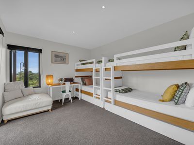 4 Stingray Point, Mallacoota