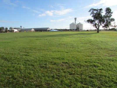 29-32 & 33-36 Ross & Railway Streets, Warracknabeal