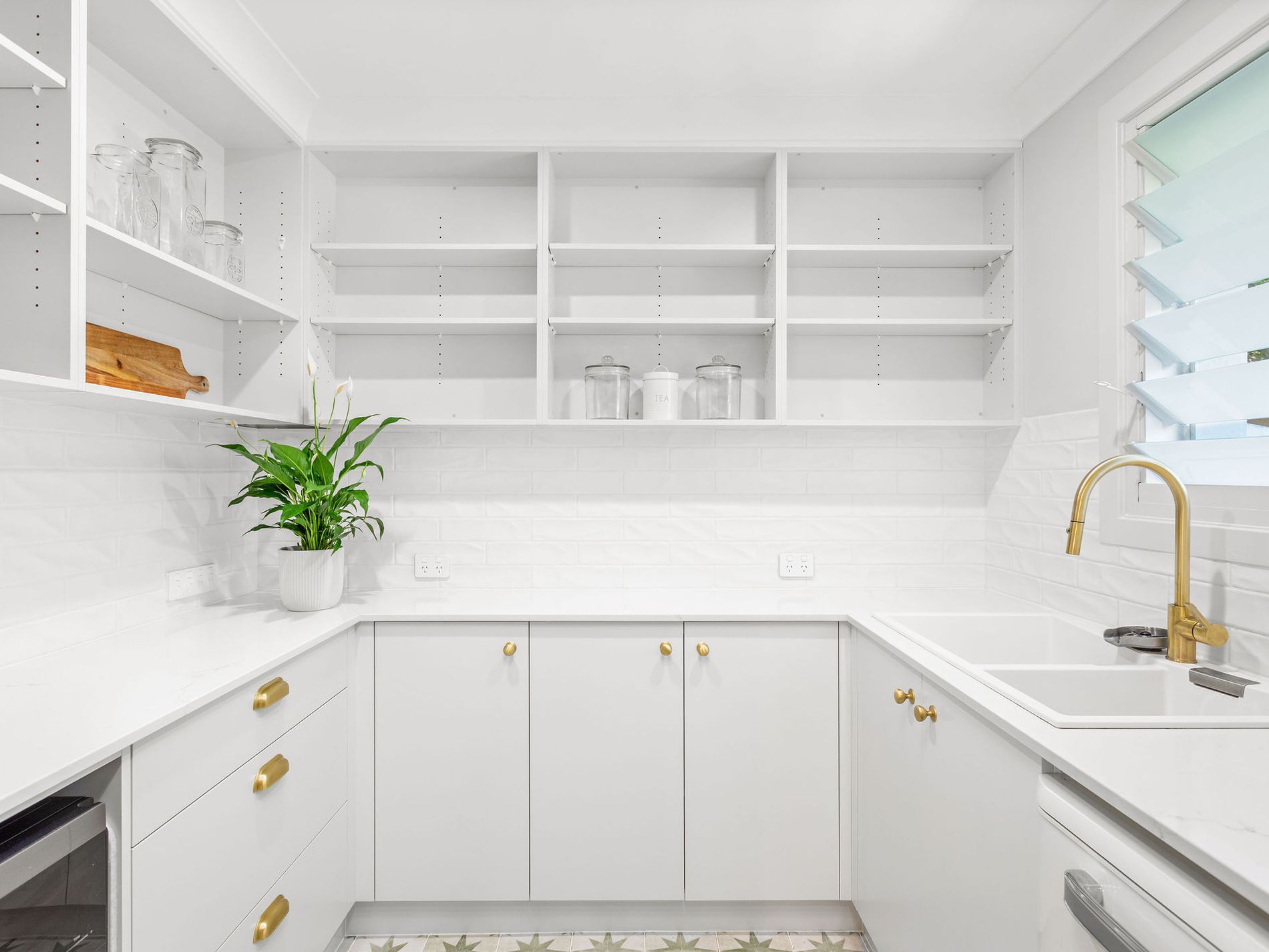 74 South Street, Forster