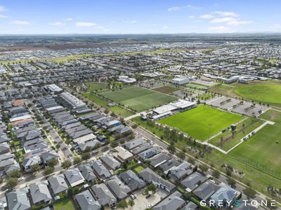 53 Orbis Avenue, Fraser Rise