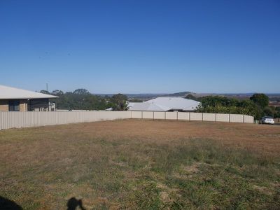 27 Hillview Parade, Kingaroy