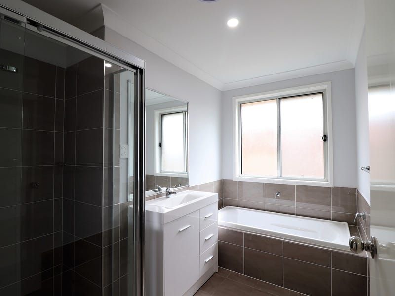 9 Bethany Cove, Gledswood Hills