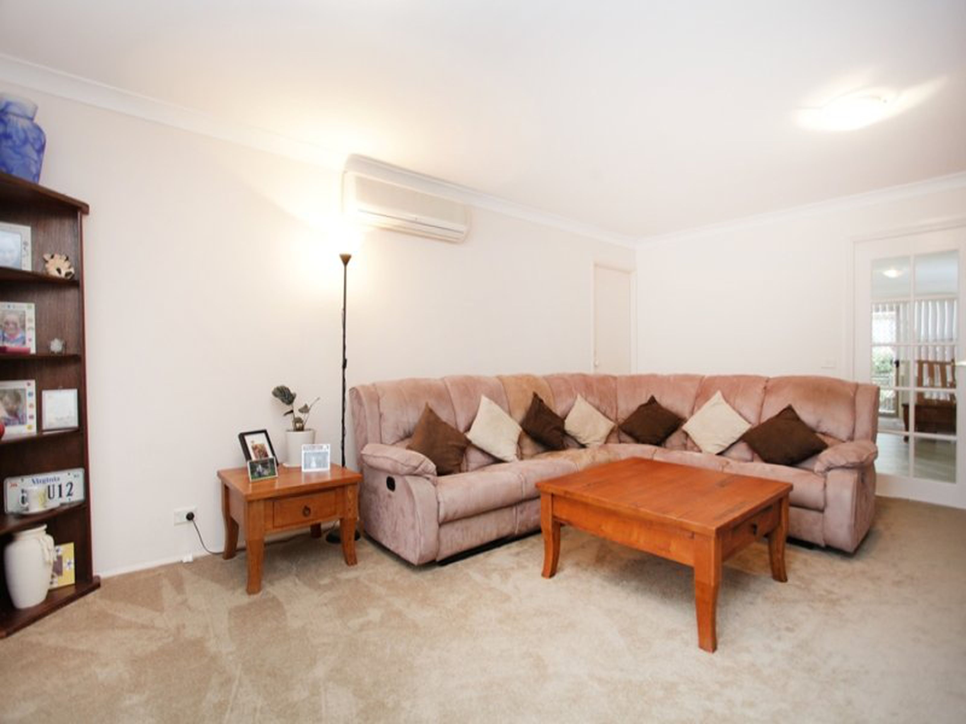 25 Dara Crescent, GLENMORE PARK