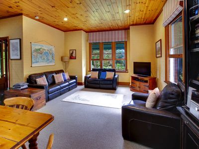 115 Sweetwater Road, Mullengandra