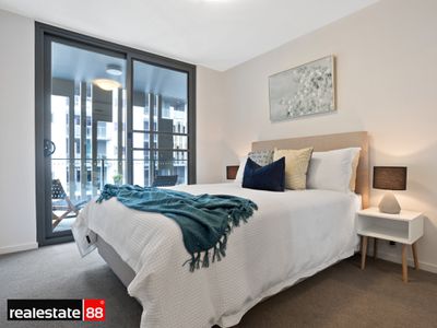 99 / 172 Railway Parade, West Leederville
