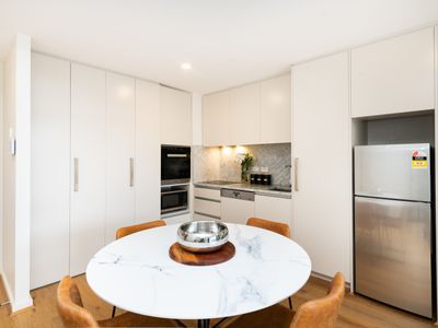 526 / 20 Anzac Park, Campbell