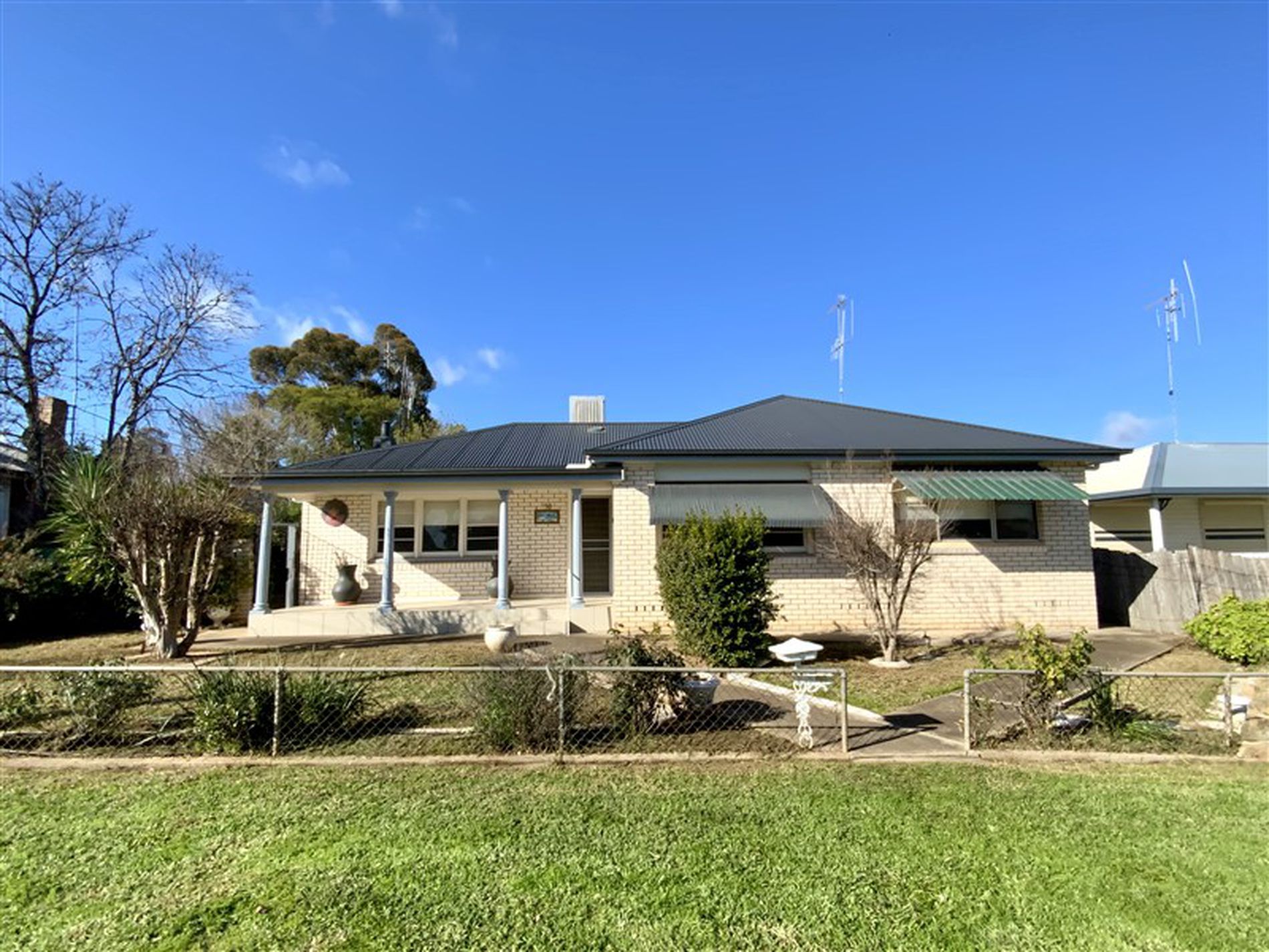 50 Clement Street, Forbes