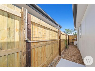 2 / 16 Hassall Road, Deagon