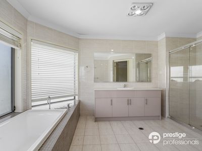 23 McKinnon Close, Holsworthy