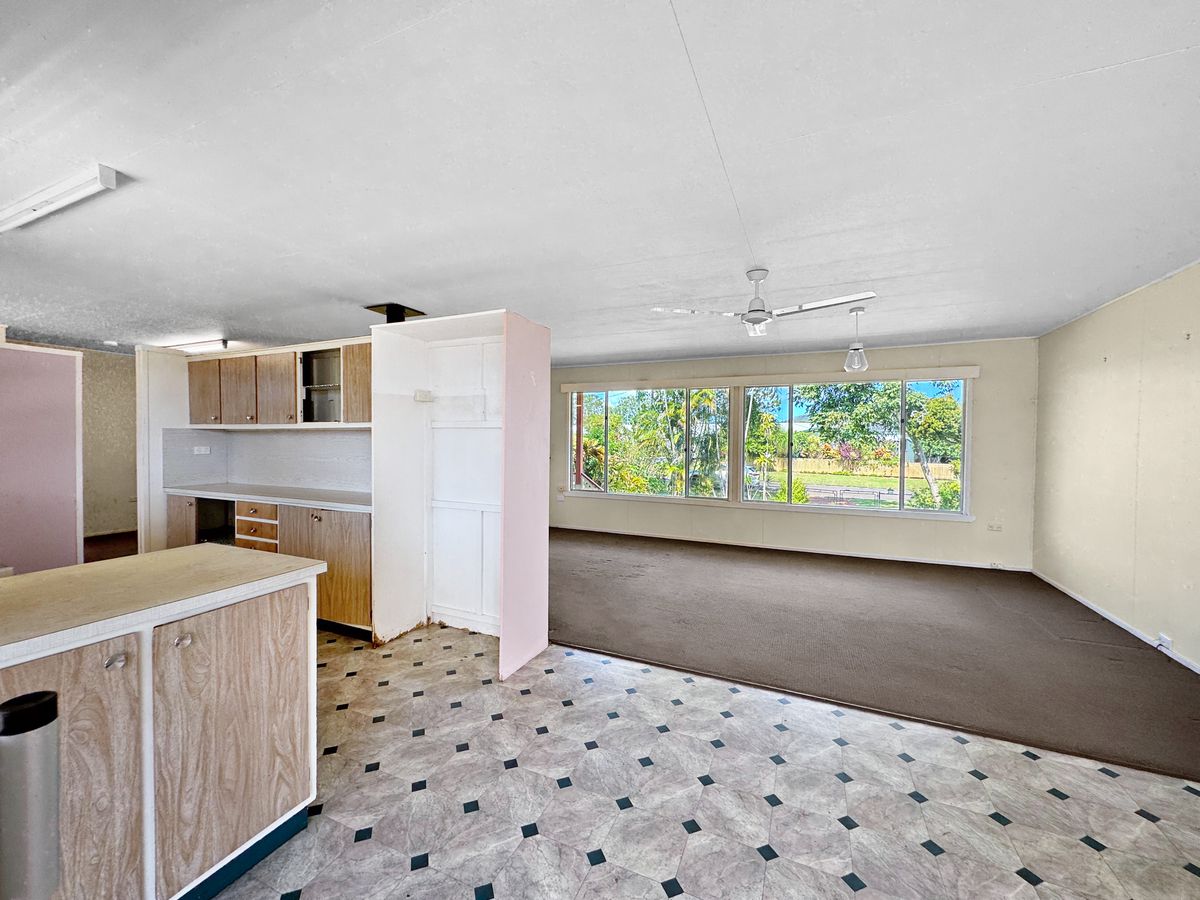 6 CANOPUS CIRCUIT, Atherton