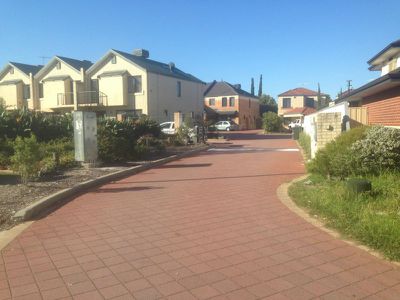 8 / 22 Gochean Avenue, Bentley