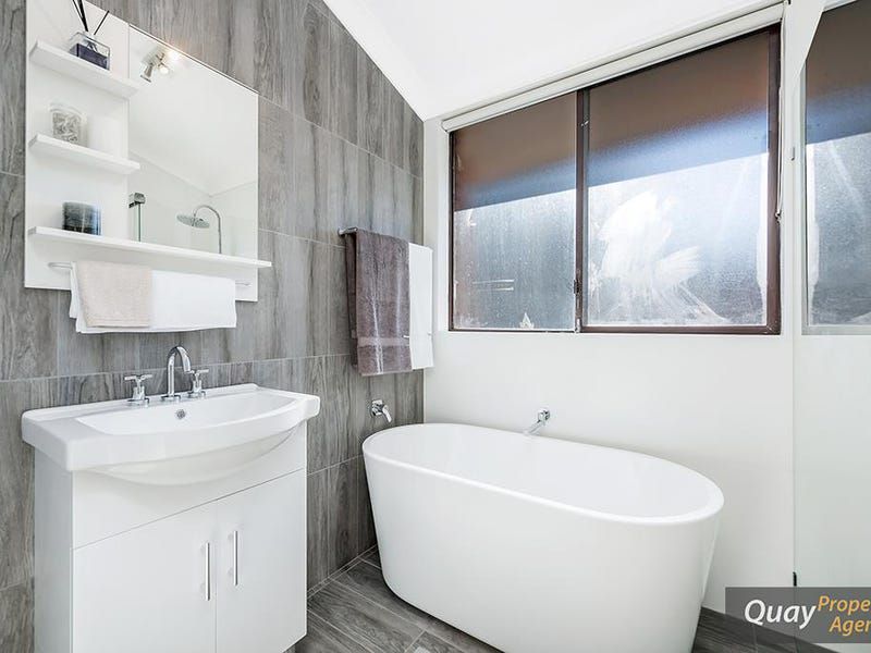 9 / 18 Chiswick Rd, Greenacre
