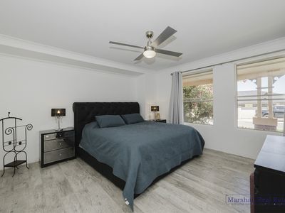 28 Newgain Cres, Carramar