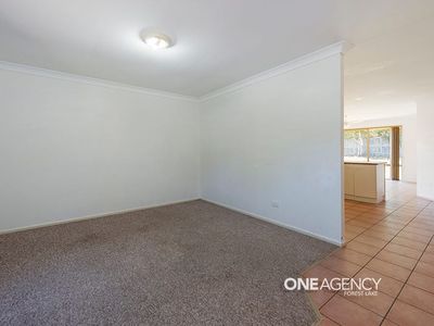 77 Brooklands Cct, Forest Lake