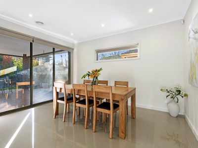 12 Hayes Parade, Pascoe Vale