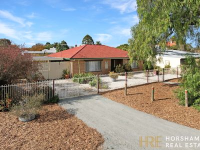 14 Caroline Street, Horsham