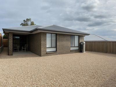 145 SUNBIRD DRIVE, Redbank Plains