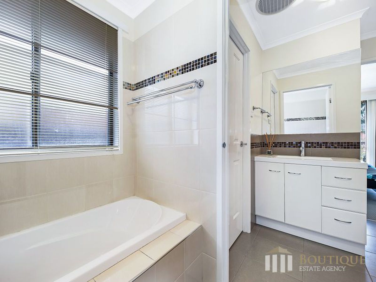 1 / 12 Prospect Hill Crescent, Dandenong North